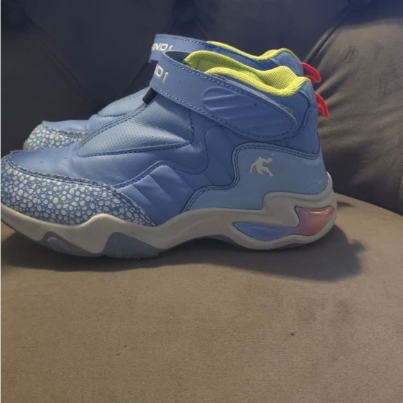 And1 Sky Blue Sneakers with Neon Highlights - Picture 6 of 15